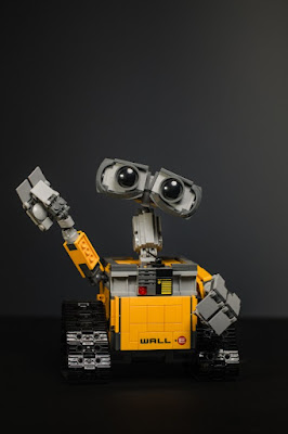 How many artificial intelligence robots are there in the world?