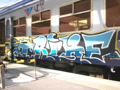 strike-graffiti