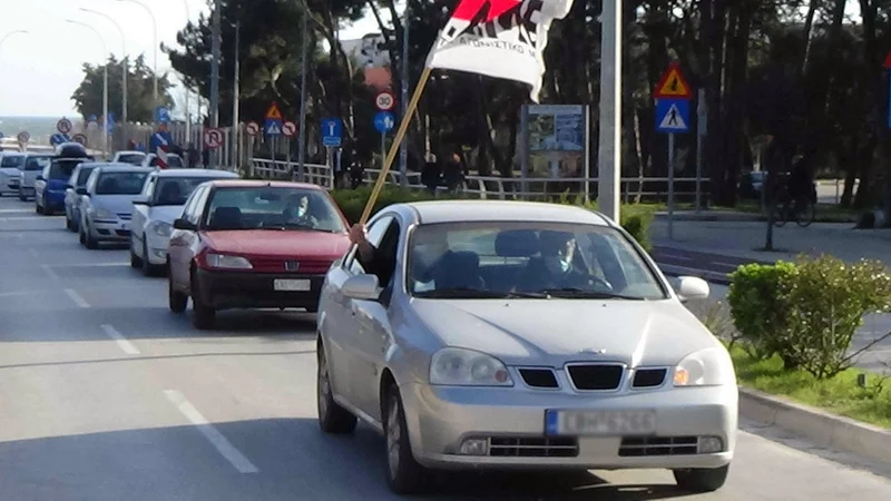 Αλεξανδρούπολη: Με αυτοκινητοπορεία μέλη Σωματείων μετέφεραν το αγωνιστικό μήνυμα της Ημέρας της Υγείας