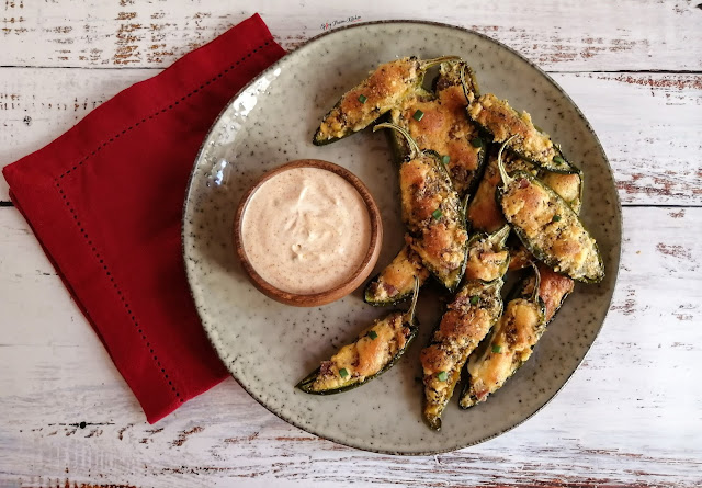 Baked Jalapeño Poppers, Jalapeños, Jalapeño poppers, Jalapeño poppers recipe, side dish, side dish recipe, recipe, food, food blogger, food photography, food flatlay, delicious Jalapeños, Jalapeño pictures, Baked Jalapeño Poppers recipe, quick recipe, braai recipe, braai, bbq, bbq recipe, tik tok, tik tok food, step by step food pictures, step by step recipe pictures