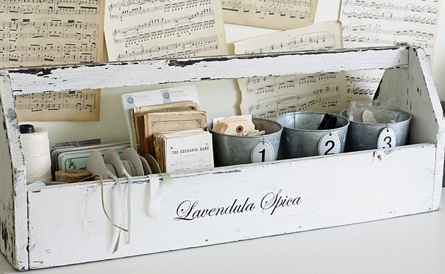 French Larkspur I like the farmhouse feel and yet it organizes bits and