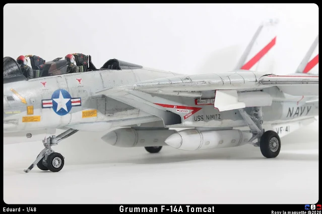 La mise sur roue de la maquette du F-14A Tomcat d'Eduard au 1/48.