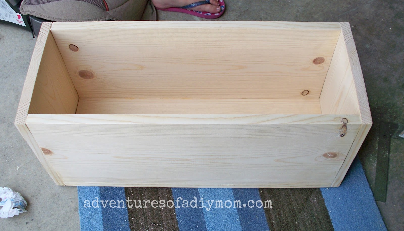 How to Build a Toy Box - Adventures of a DIY Mom