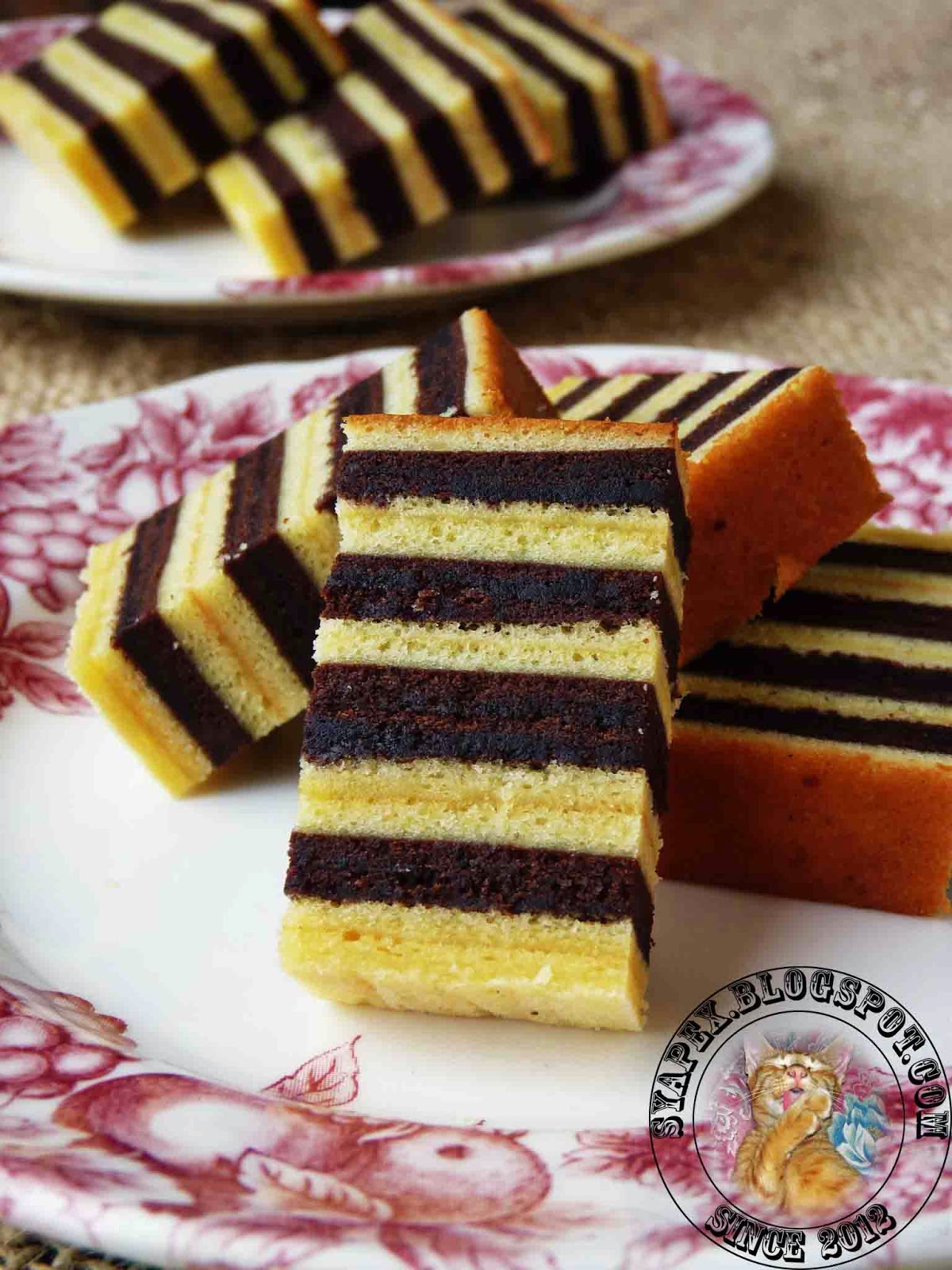 syapex kitchen: Kek Lapis Keju Coklat