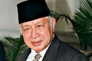 Biodata Presiden Soeharto 