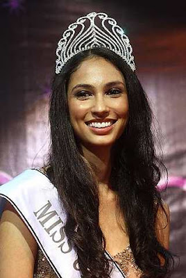 Miss Universe Malaysia 2011 - Deborah Priya Henry Photos !
