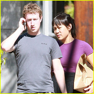 Facebook Founder Mark Zuckerberg And His Girlfriend 04