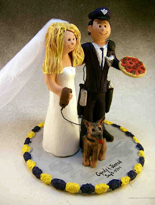 wedding cake accessories