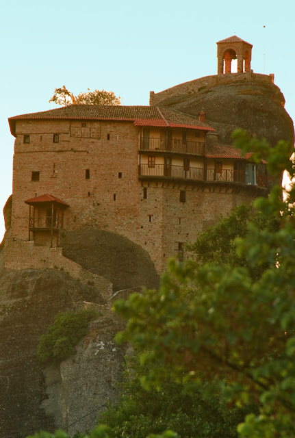 Monastery of St. Nicholas Anapafsas Meteora. Монастырь Святого Николая Анапавсаса в Метеорах.