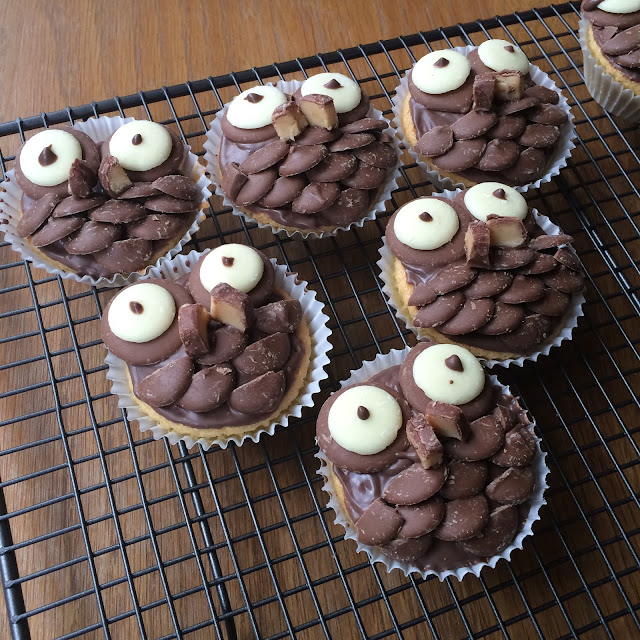 Owl-Cupcake-Recipe-Blogmas