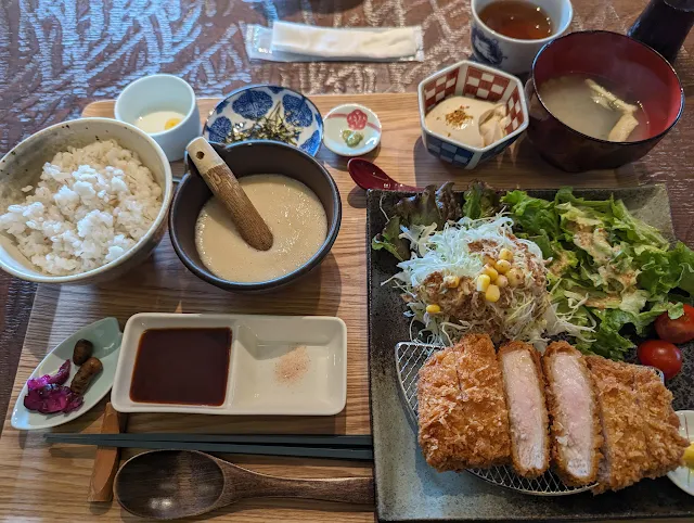 自然薯食処 と川 佐賀市おすすめランチメニュー