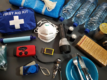 A Step By Step Guide To The Perfect Survival Kit