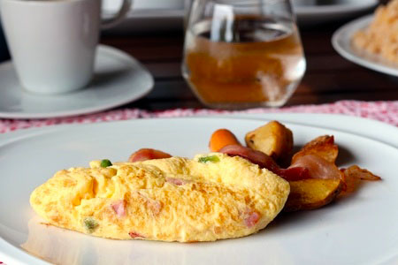 http://e-bookofrecipes.blogspot.com/2015/05/omlet-s-vetchinoii.html#more