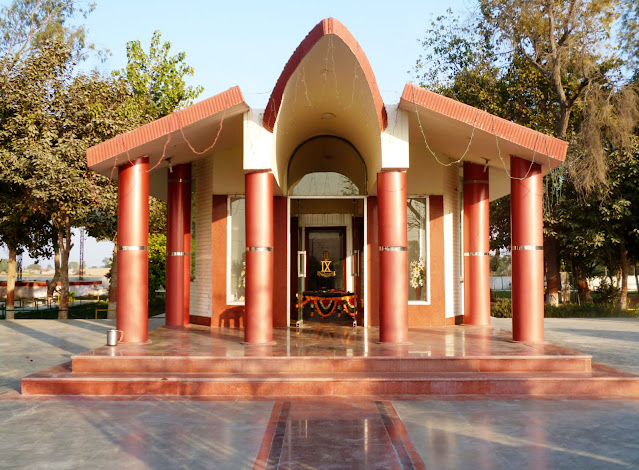 photo   ਲਛਮਣ ਦੋਸਤ