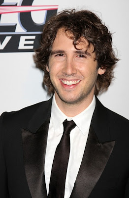 Josh Groban Wiki & Pictures