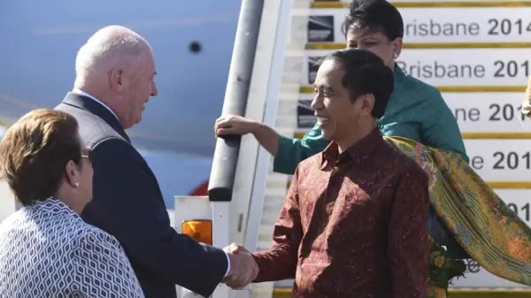 [BREAKING NEWS] GEGER Jokowi Diduga Bawa Dokumen Referendum Papua, Jadi Alasan Prabowo Ragukan Gibran