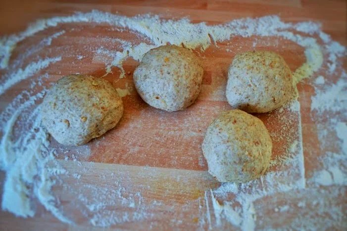 wholemeal pizza dough