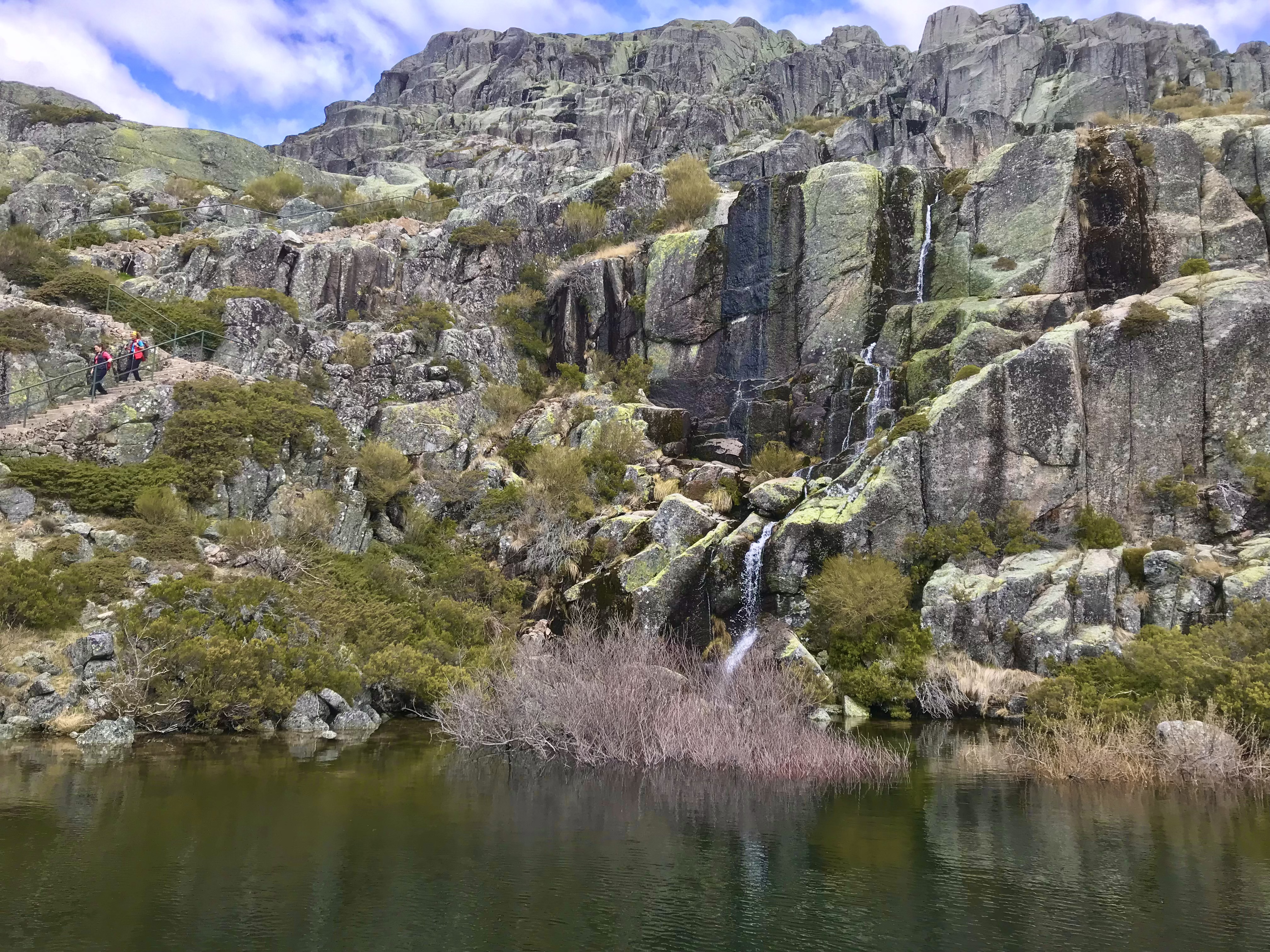 Serra da Estrela, Rota da Garganta de Loriga, PR5SEI, Portugal, Covão do Meio, Covão do Boieiro, Covão da Areia, Covão da Nave, Loriga, Seia, Torre, Covão das Quelhas, Lagoa do Serrano, Vale Glaciar, trilho, trekking, walking, hiking