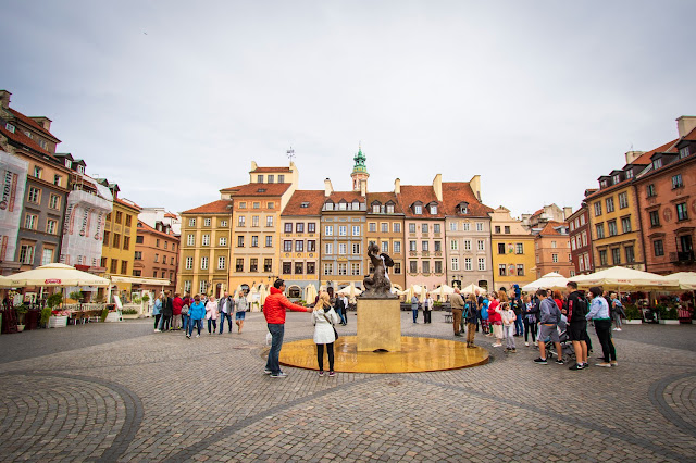 Piazza della città vecchia-Rynek Starego Miasta-Varsavia