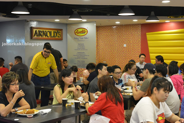 Arnold's-Fried-Chicken-Singapore