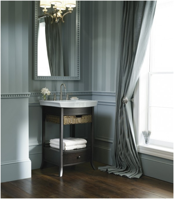 Luxurious bath cabinet in the corner