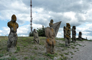 Изюм. Гора Кременец (Кремянец). Половецкие бабы