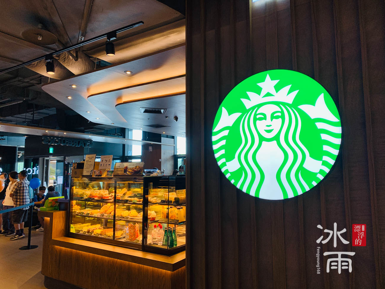 星巴克青埔影城門市｜置地廣場門市