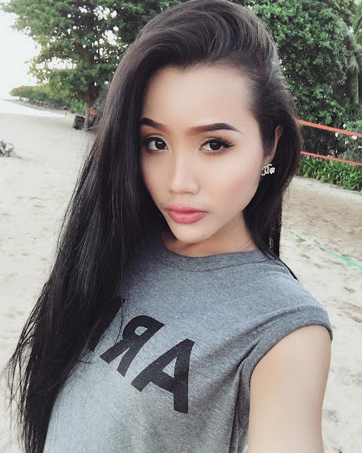 Janny Thitipan – Most Pretty Ladyboy Thailand Instagram