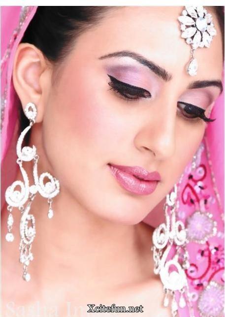  Pakistani Beautiful Bridal Collection - Bridal Makeup And Maang Tikka Jewelry