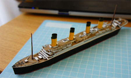 RMS Titanic Papercraft