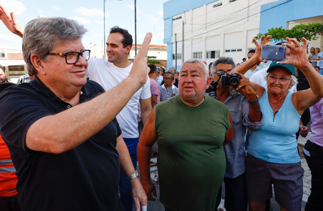 João Azevêdo entrega travessias urbanas de Baraúna e Picuí e destaca investimentos no Curimataú paraibano