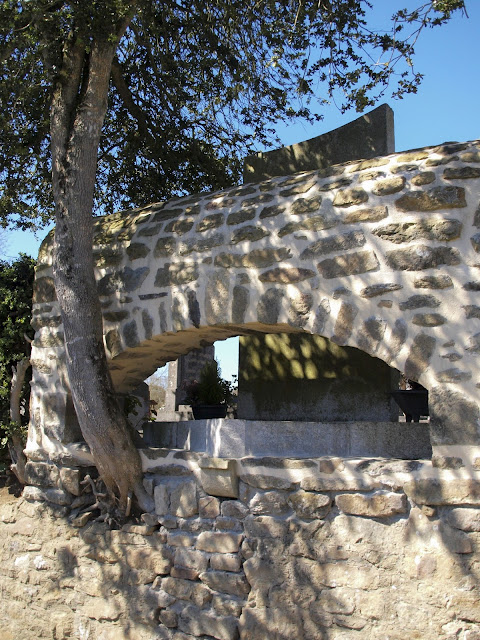 jiemve, St Céneri le Gérei, Eglise, cimetière