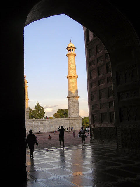 India, Taj Mahal at sunset  by E.V.Pita (2006)  http://sunsetplanet.blogspot.com/2015/05/india-taj-mahal-at-sunset-india-taj.html   India, Taj Mahal al atardecer  por E.V.Pita (2006)