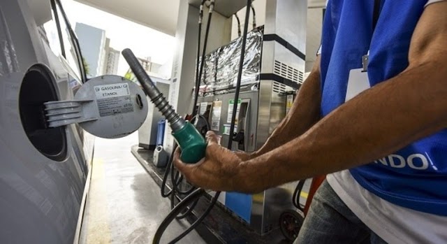 Preço da gasolina pode subir até 12% nos próximos 15 dias