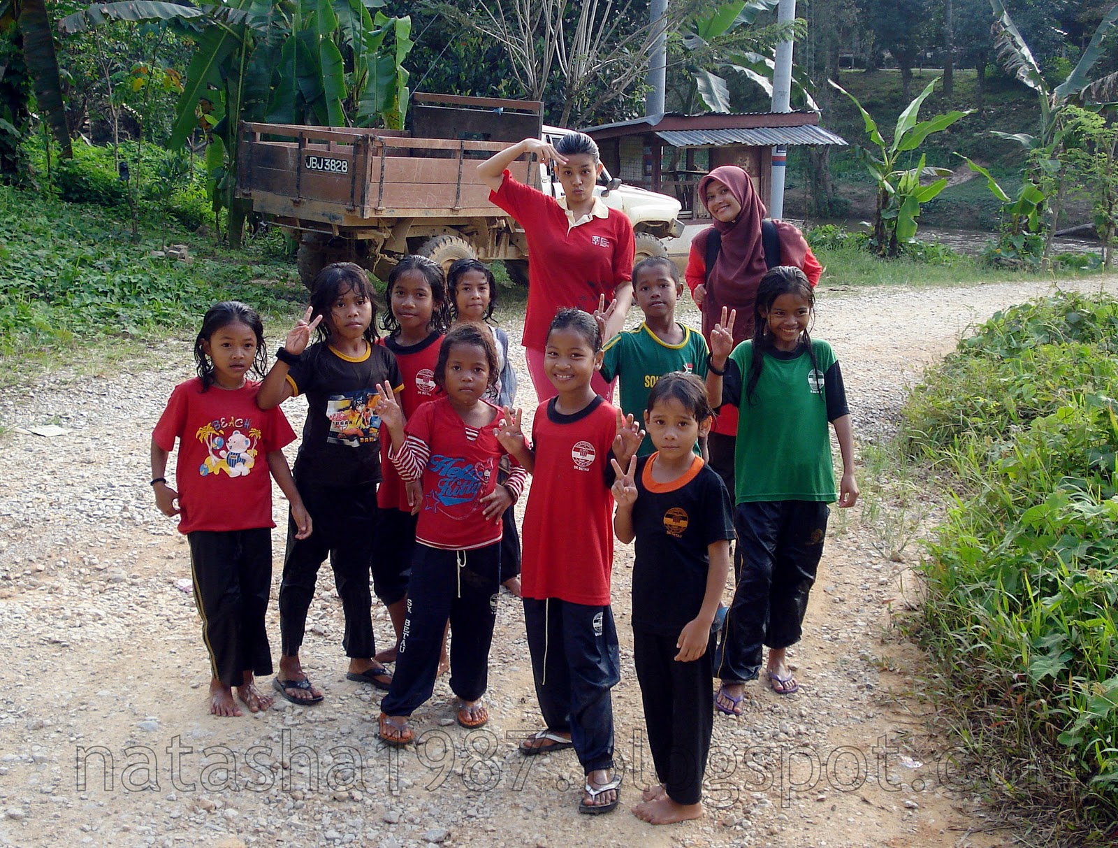  Tasha s gambar  Pengalaman Hari Pertama di Kampung  