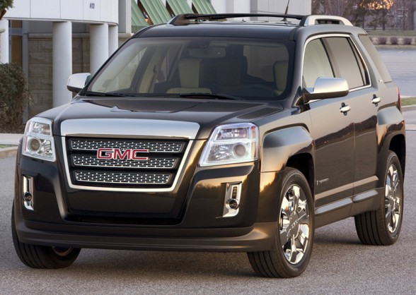 GMC Terrain 2010 - Front Angle