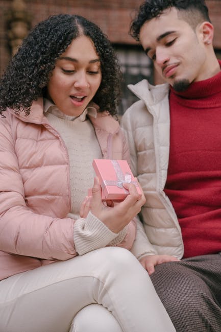 10 hints to help you track down another accomplice 