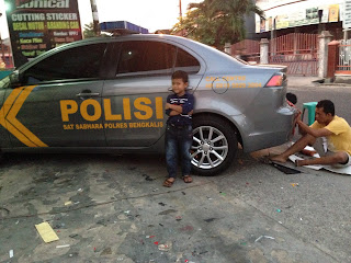 Cutting Sticker Mobil Dinas Polisi di Pekanbaru