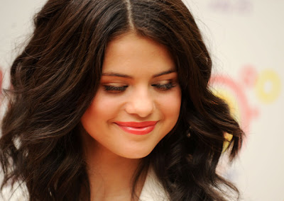 Selena Gomez Style Hairstyles, Long Hairstyle 2011, Hairstyle 2011, New Long Hairstyle 2011, Celebrity Long Hairstyles 2065