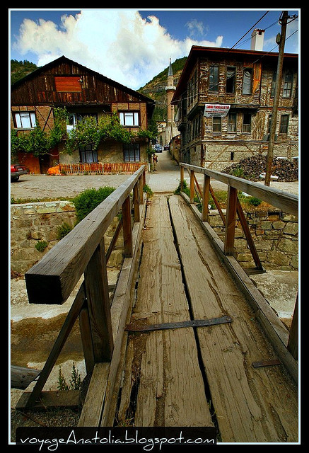 Old Bridge & Houses at Mudurnu