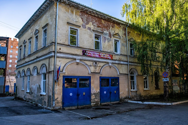 Пожарная часть на Большой Печёрской