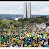 Bolsonaristas lotam  as avenidas de Brasília neste domingo