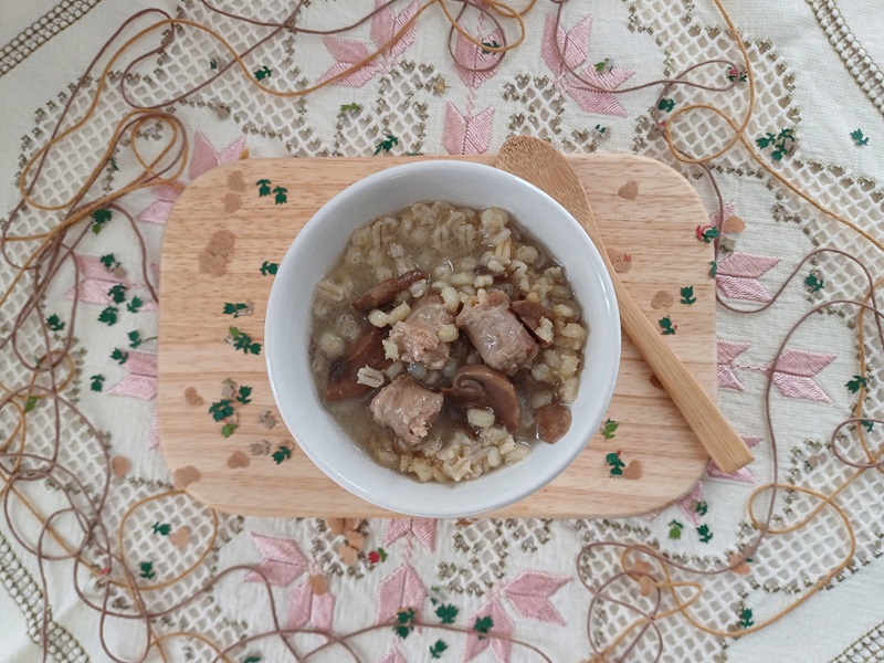 Minestra orzo, laganega e funghi, ricetta