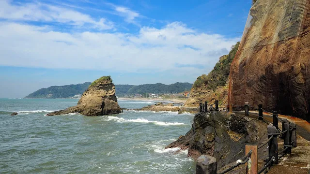 館山を起点に内房の海岸沿いを木更津まで走るサイクリングコース