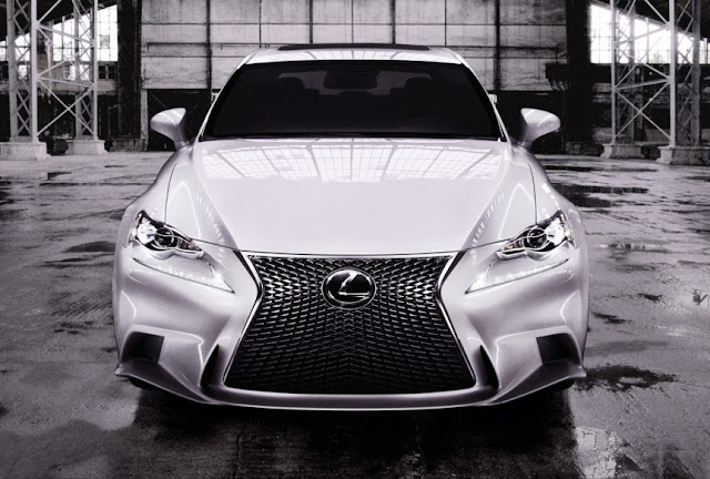 2014 Lexus IS 350 F Sport Official Images Wallpapers