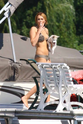 Miley Cyrus Black Tiny Bikini Pictures