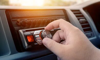 instalacion estereo en el carro