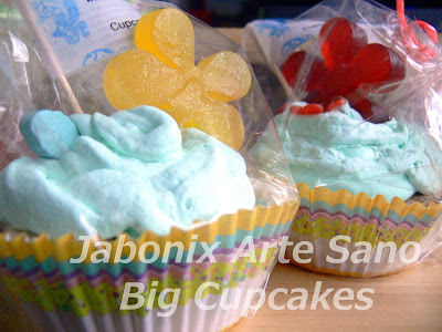 Jabón artesanal cupcake by Jabonix