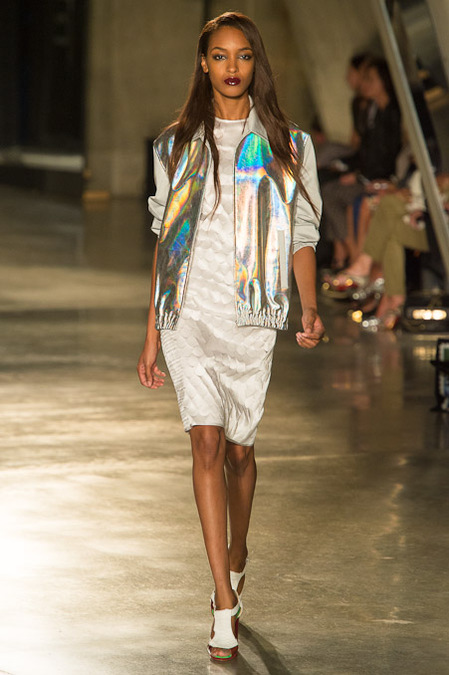 Shimmering Iridescence - Trend Spring/summer 2013 Womenswear