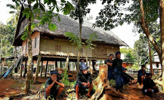 Gambar Suku Kajang Yang Melegenda